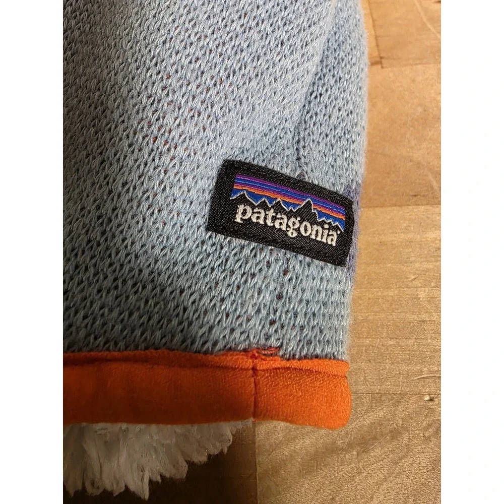 Patagonia Baby Reversible Beanie Polar Bears Play Knit Big Sky Blue 6 Months - Picture 3 of 7